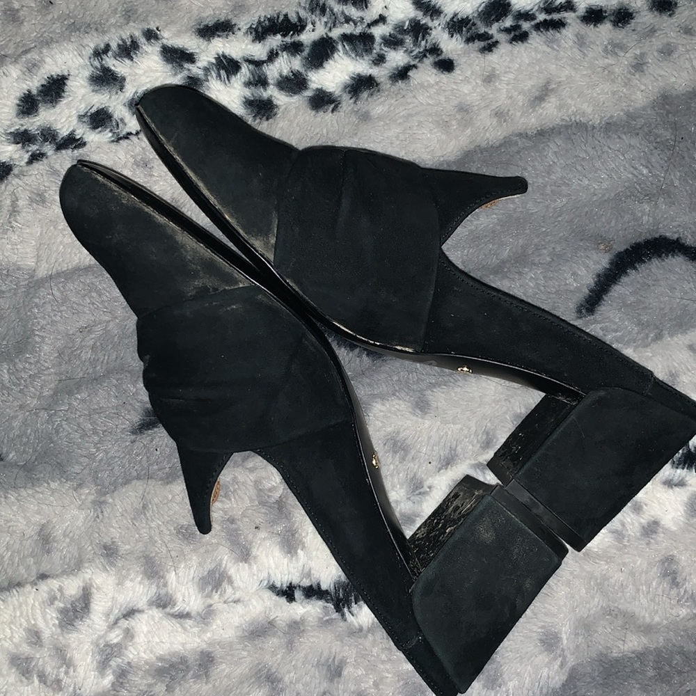 VIONIC Presley Black Velvet Bow Mules — 6.5 - Picture 3 of 11